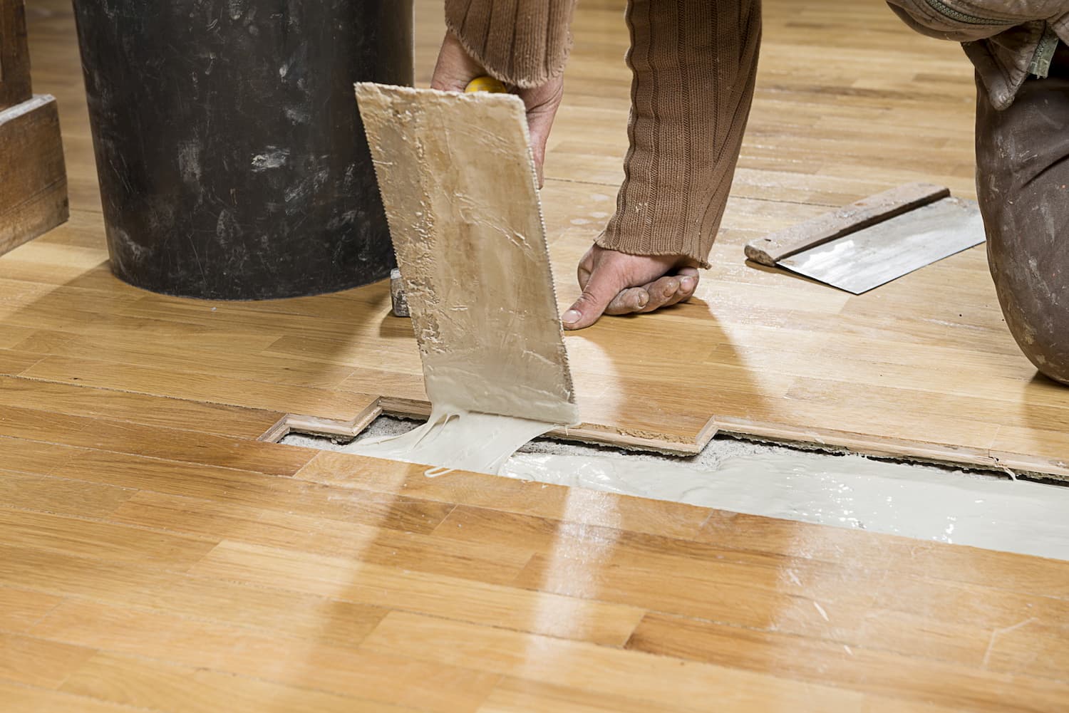 <strong>Hardwood Floor </strong>Repair